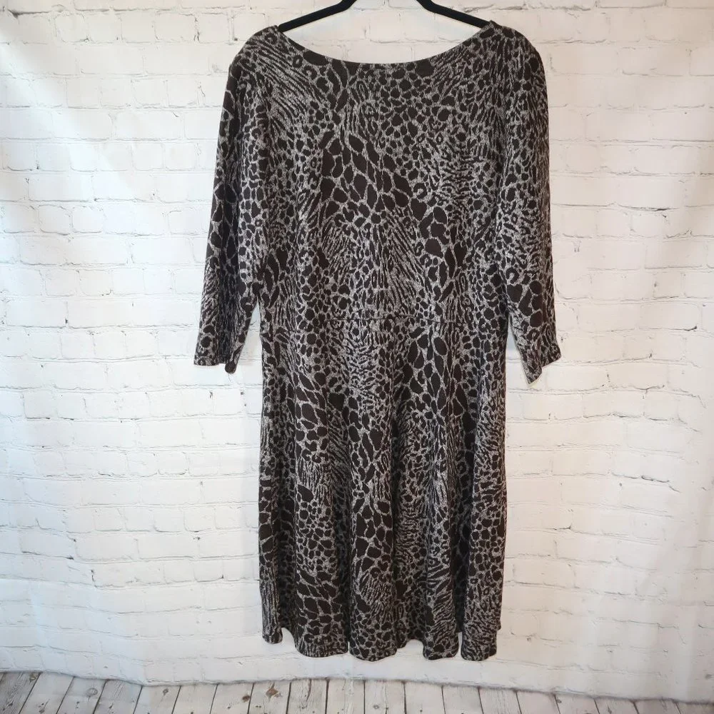 Leota Ocelot Gray 3/4 Sleeve Scoop Back Circle Midi Dress Women's Size 2X-NWOT - Picture 1 of 9